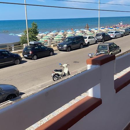 B&B Vista Mare Rodi Garganico Eksteriør billede